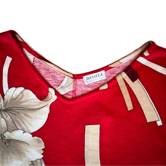 Women's red two-piece suit: short sleeve top and midi skirt Size 8 - Picture 3 of 4